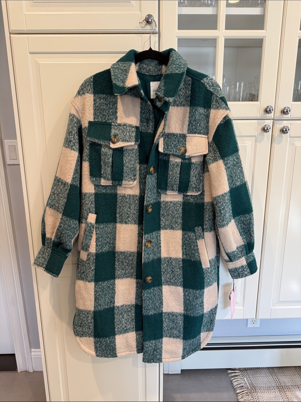 Avec Les Filles Green and Cream Plaid Shacket